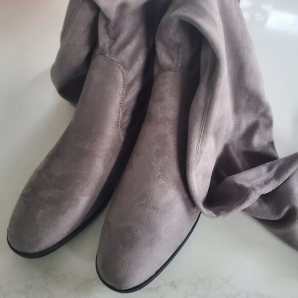 New Beston Grey Faux Suede Women's Pull On Over the Knee Stretch Boots  10 - Picture 6 of 14